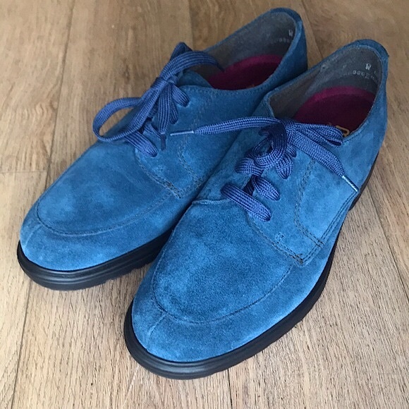 Munro Shoes - Munro Blue Suede Oxfords
